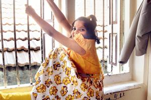 Sunshine Story: Girl who's head was smashed by falling frying pan recovers