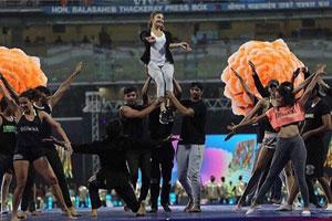 IPL 2018: Varun, Hrithik and Jacqueline rehearse for the opening ceremony