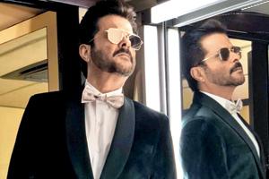 Anil Kapoor can't stop admiring himself in the mirror!