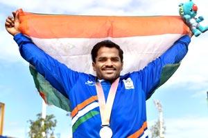 CWG 2018: How Indian weightlifters won without their physiotherapists