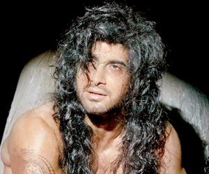 Porus actor Laksh's carries his gym on the show sets