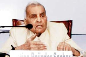 Ex-Delhi HC Chief Justice Rajinder Singh Sachar breathes his last at 94