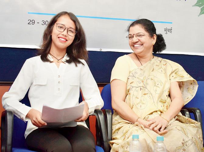 Sallam Lanchenbi Chanu with Neeraja at the event