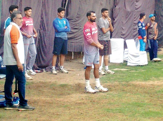 Pacer Mohammed Shami (with bandage on forehead) during a Delhi Daredevils