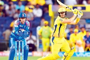 T20 2018: Fan races on to the playing field during the Chennai innings