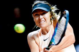 Maria Sharapova stunned in Stuttgart Open first round
