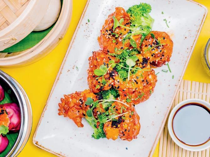 Spicy bird-eye chilli prawn at Keiba