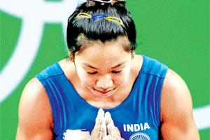CWG 2018: Weightlifter Mirabai Chanu claims India's first gold, breaks record