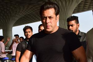 Race 3: Salman Khan reaches Sonamarg in Jammu and Kashmir for film's shoot