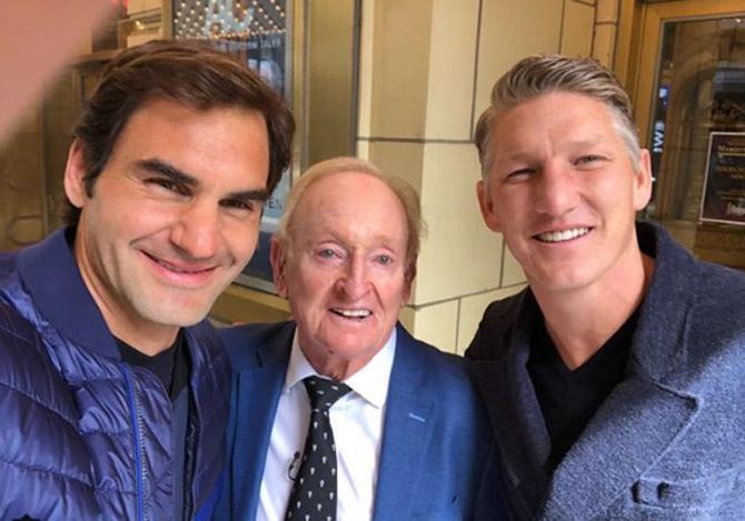 Three extraordinary sportsmen in one picture, Bastian Schweinsteiger captioned this picture as It was great meeting two legends of tennis in Chicago, @rogerfederer and Rod Laver. All the best for the Laver Cup in September in Chicago.
