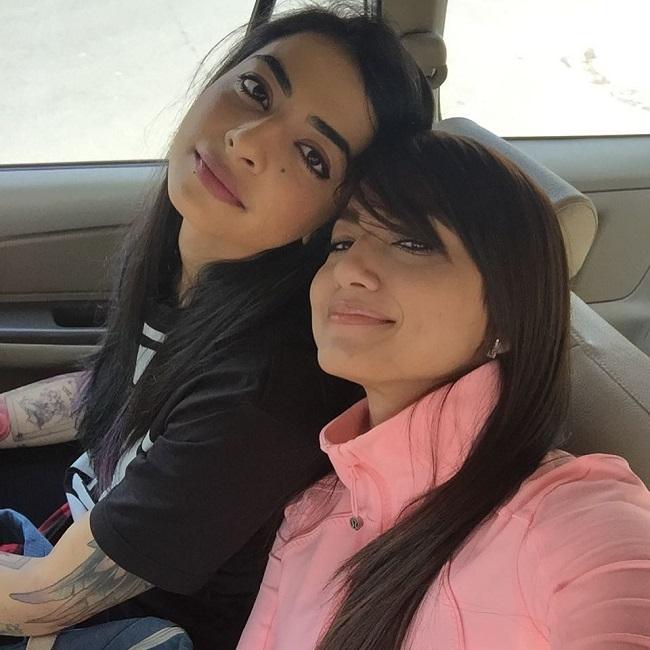 In an interview with mid-day, Gauhaur Khan said people want to see her real side and, therefore, she likes to feature mostly in reality shows like she did in the dance reality show Jhalak Dikhhla Jaa 3 and Bigg Boss 7. In picture: Gauahar Khan with her best friend-VJ Bani.