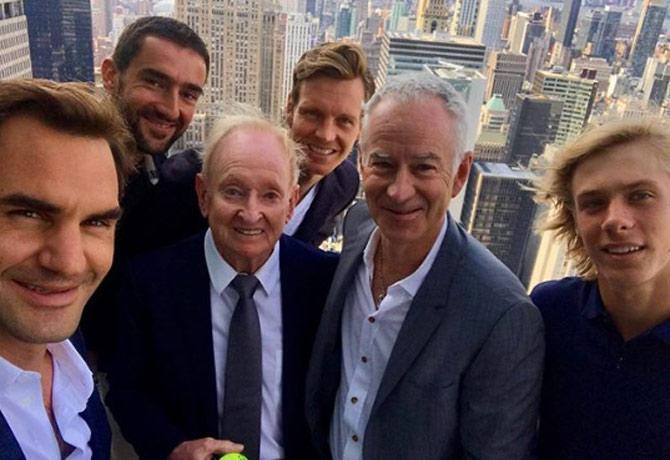 The league of extraordinary gentleman! Roger Federer with Rod Laver, Marin Cilic, Tomas Berdych, John McEnroe and Denis Shopalov on top of a New York skyscraper