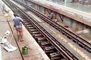 Mumbai: CR loses track of safety in railway bridge repairs
