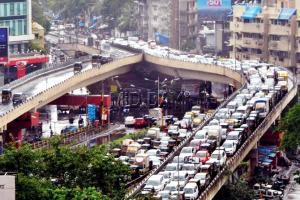 Mumbai: Long bumpy ride awaits Ganpati Bappa this Ganeshotsav