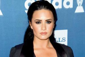 Demi Lovato out of hospital, checks into rehab
