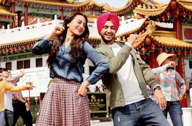 Sonakshi Sinha and Jassie Gill in the recreated version