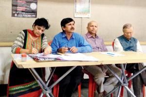 Jawab Do Andolan to question Maharashtra government