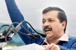 AISA protests outside Arvind Kejriwal's home over students' pass on AC buses