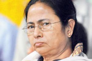 Mamata Banerjee: Centre imposing super emergency