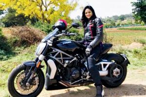 6 women bikers ride across the country to spread the message of gender equality