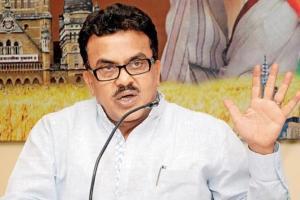 Jogeshwari land case: Sanjay Nirupam urges CM to suspend BMC chief