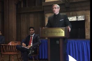 Militants abduct 11 relatives of J&K policemen; worrisome says Omar Abdullah