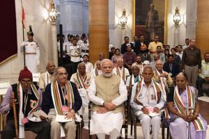 PM Narendra Modi lauds freedom fighters contribution to the nation