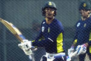 South Africas Quinton de Kock plays a shot during a training session at the Pallekele International Cricket Stadium in Pallekele on August 7, 2018. South Africa will play their fourth One Day International (ODI) cricket match against Sri Lanka at the Pall