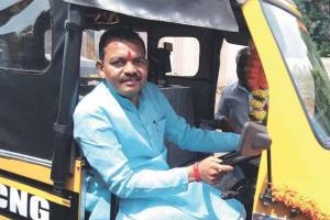 Pune: Autorickshaw driver becomes Mayor of Pimpri-Chinchwad Municipal Corporatio