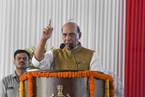 Rajnath Singh announces additional Rs 100 crore relief for Kerala