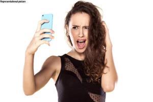 Obsession for flawless selfie can affect mental health: Study