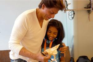 Shah Rukh Khan meets survivors of childhood cancer