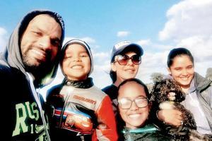 Shikhar Dhawan posts photo with family, apologises to fans