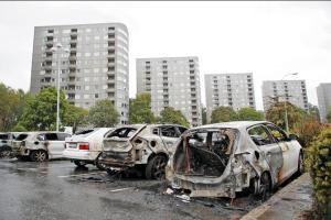 Dozens of cars set alight in 'co-ordinated attack' in Sweden