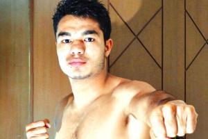 Asian Games 2018: Vikas Krishan, Amit Panghal enter quarter-finals