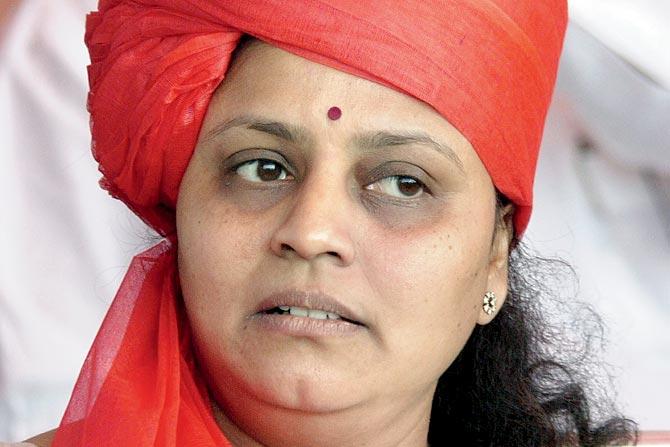 Vishakha Raut, Sena group leader