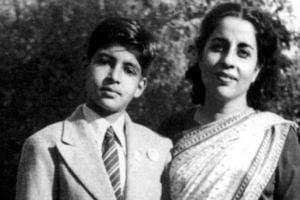 Amitabh Bachchan remembers mother on her birth anniversary