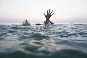 Two minor sisters drown while bathing