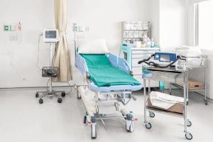 Juniors doctors strike work after assault at Kolkata hospital