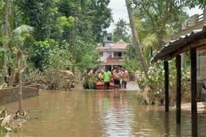 AK Antony: Kerala floods should be declared national disaster