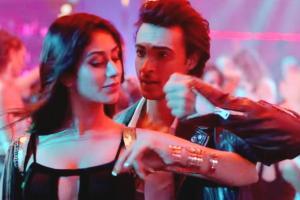 Loveratri's Akh Lad Jaave song is surely the next hit party anthem