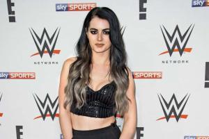 WWE star Paige miffed after airport staff stare at her breasts