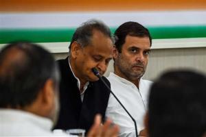 Congress Working Committee decides to target Modi government on corruption