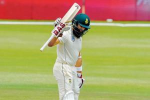 Elgar, Amla guide SA to six-wkt win over Pakistan in first Test