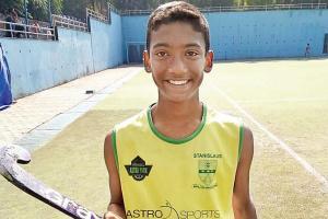 MSSA Hockey: Amos's hat-trick guides St Stanislaus into final