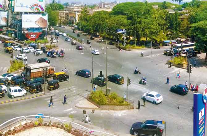Bandra-s chaotic HP Junction is now pedestrian-friendly after an experiment with barricades
