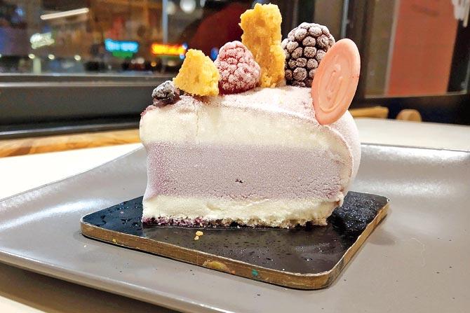 Pastry-very berry cheesecake