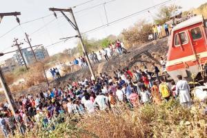 Demolition drive leads to rail roko in Titwala