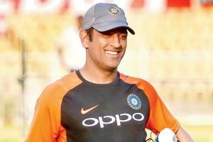 'Dhoni must play domestic games to be eligible for India selection'