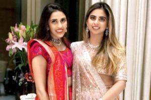Rs 25 crore necklace, Rs 17 crore saree: This wedding was more expensive  than Mukesh Ambani's daughter Isha Ambani's